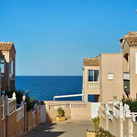 Leandros Apartment *
